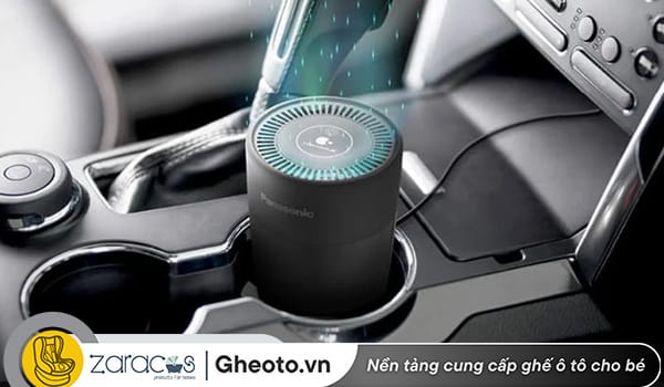 cach-het-mui-sau-rieng-tren-oto-bang-may-loc-khong-khi