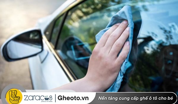 cach-khac-phuc-kinh-oto-bi-o