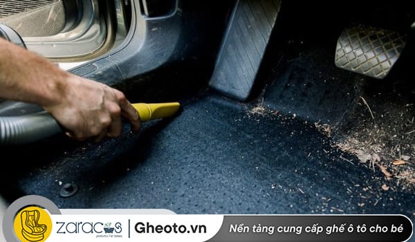 cach-ve-sinh-noi-that-trong-xe