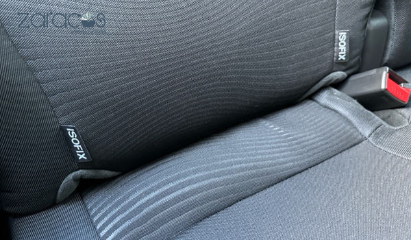 chot-isofix-tren-grand-i10