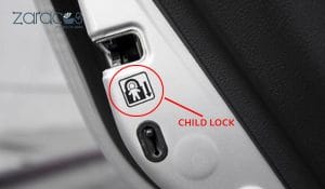 khoe-tre-em-tren-oto-nam-o-dau