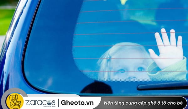 ky-nang-thoat-hiem-khi-bi-bo-quen-tren-oto