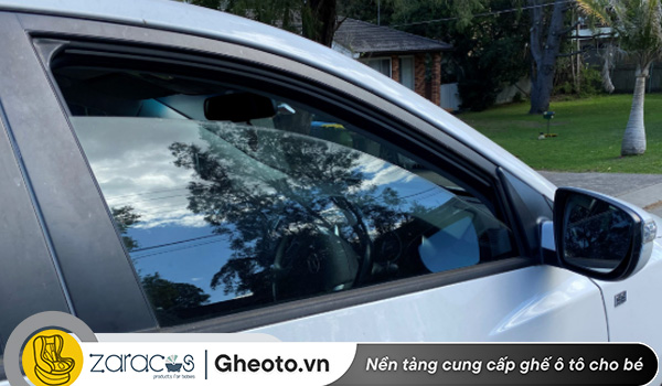 ha-kinh-oto-giup-kinh-lai-het-bi-hap-hoi