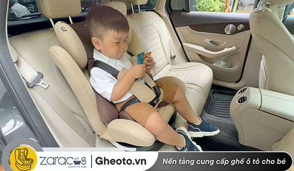 su-dung-ghe-oto-cho-be-bat-buoc-tu-2026