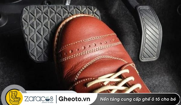 cach-kiem-tra-xe-truoc-khi-di-xa