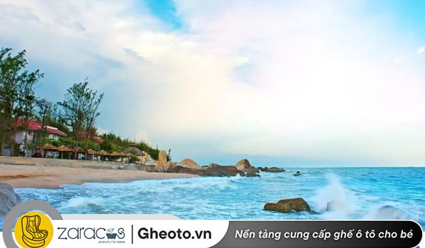 du-lich-bien-2-ngay-1-dem-nen-di-dau-gan-tphcm-bai-dua