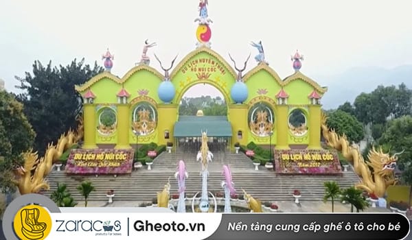 nui-coc-diem-du-lich-gia-dinh-mien-bac