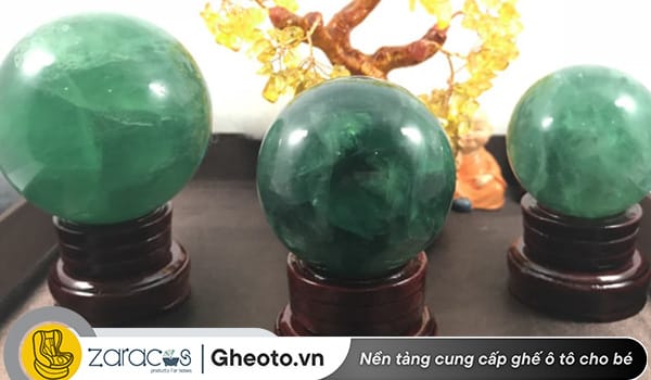 qua-cau-phong-thuy-menh-moc-de-oto