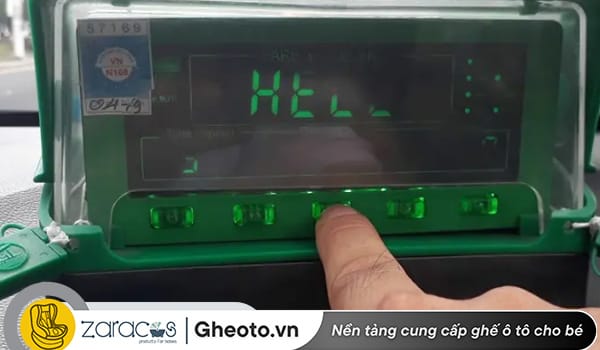 taplo-xe-taxi-hoan-luong