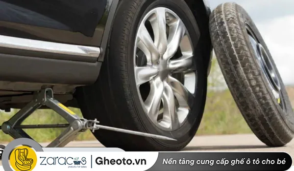 lop-oto-di-bao-nhieu-nam-thi-thay