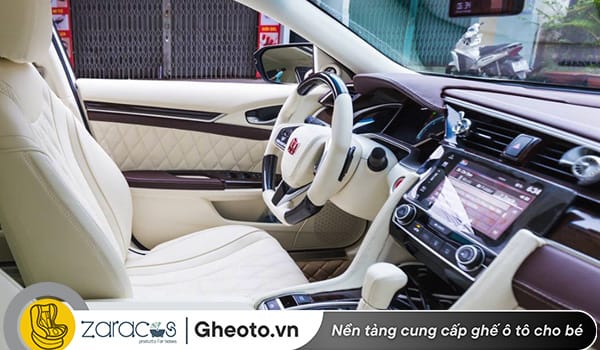 xe-mau-trang-len-noi-that-mau-gi-dep